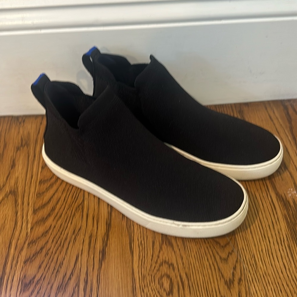 Rothy’s The Chelsea Ankle Boot Black Size 8.5